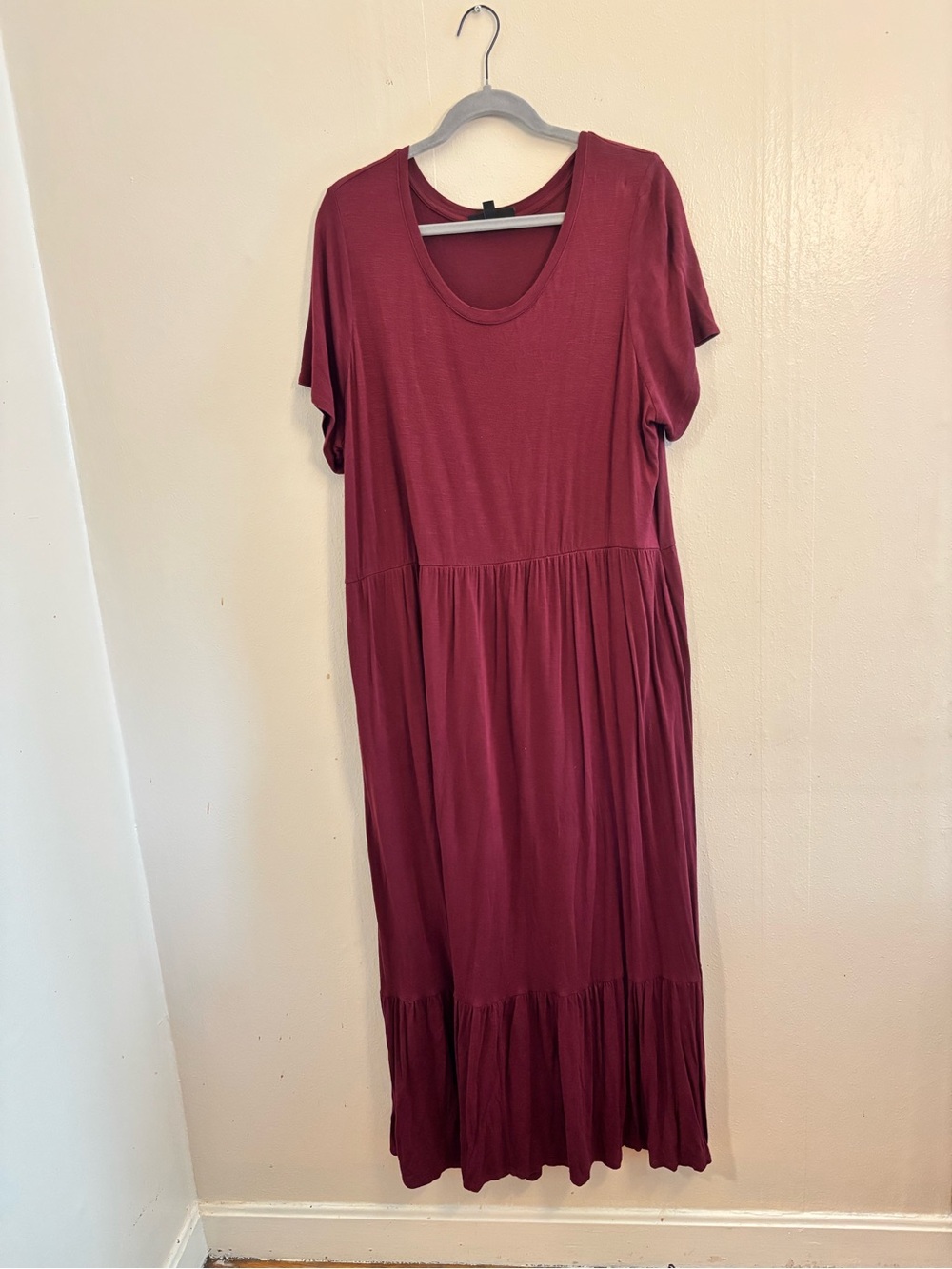 Lane Bryant Short-Sleeve Midi Dress in Burgundy- has pockets!